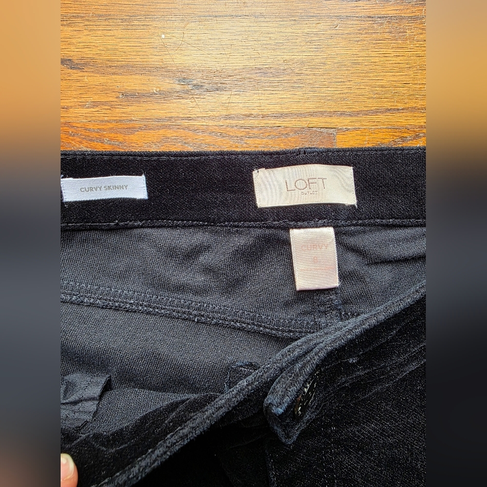 Loft Curvy Skinny Velvet Pants 8 Black P011 - Picture 3 of 7
